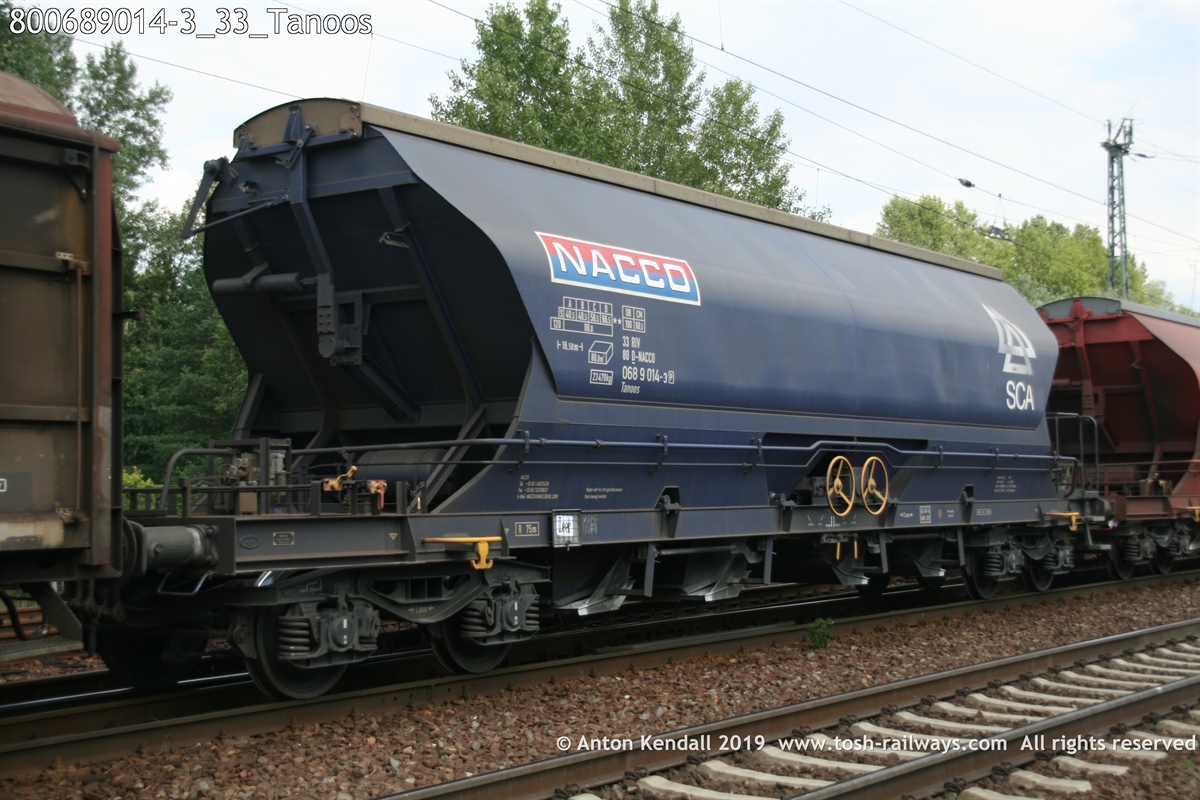 800689014-3_33_Tanoos.JPG